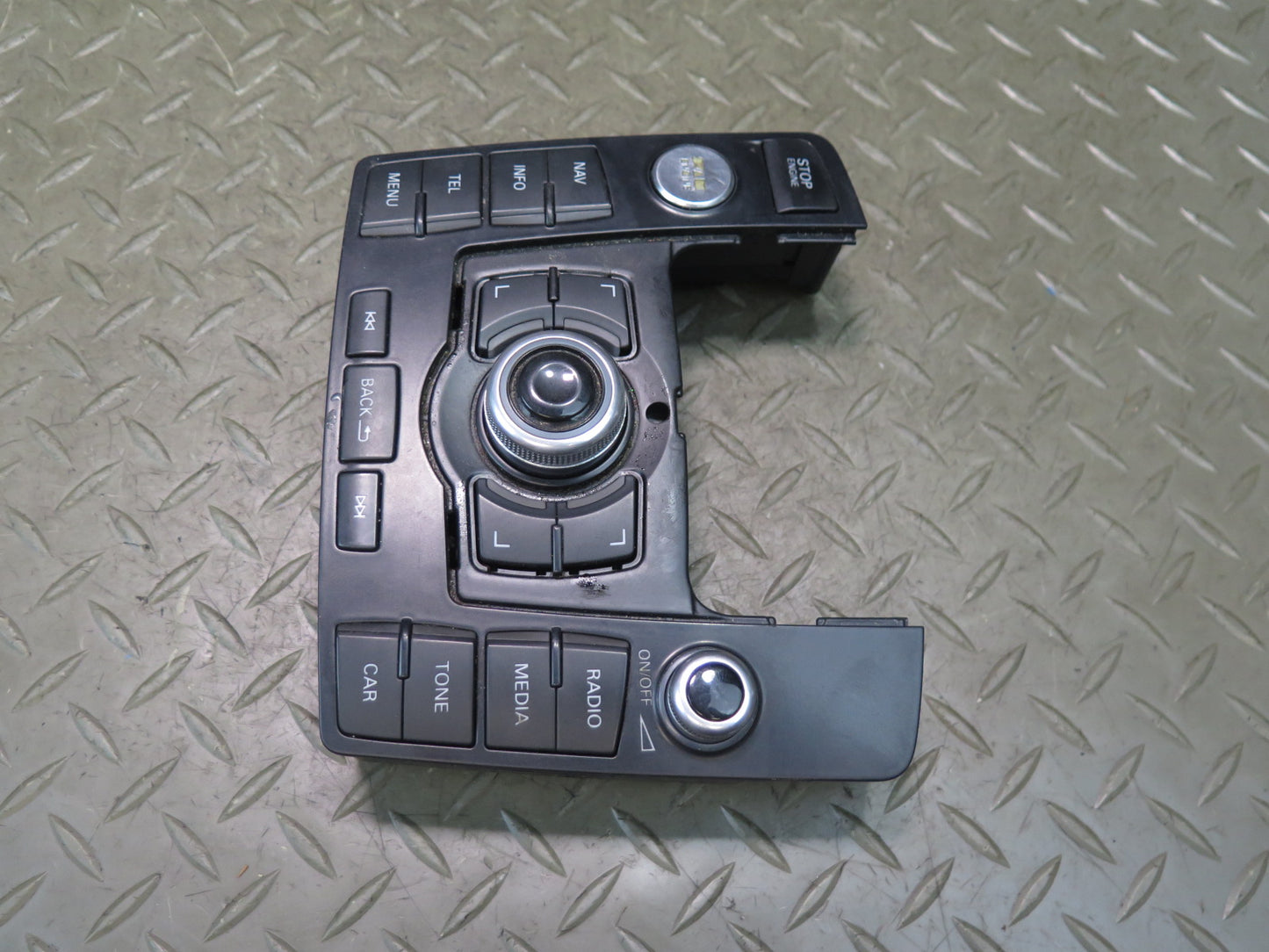 12-15 Audi 4L Q7 Front Center Console GPS Navi Radio Multimedia Switch OEM