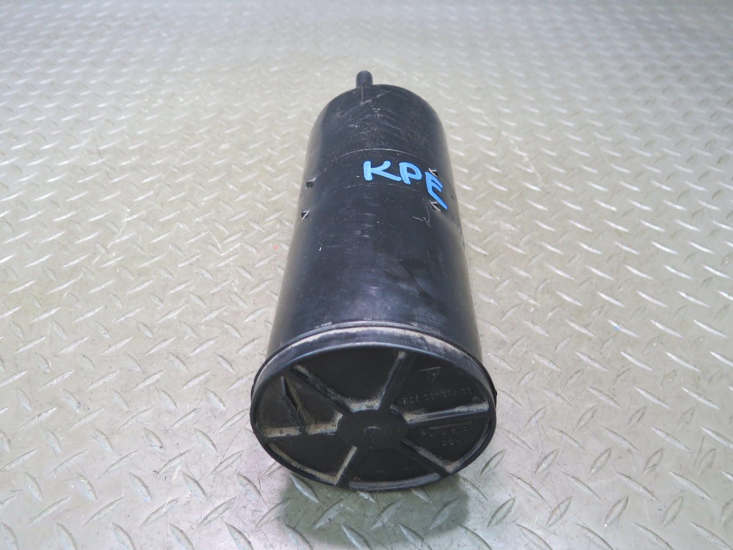 1984-1991 Porsche 928 S Fuel Evap Vapor Charcoal Canister 92820101405