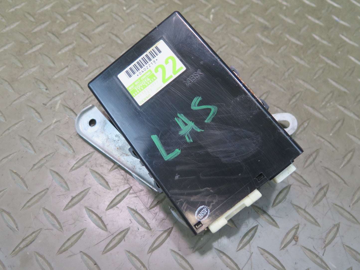 07-12 Lexus LS600h LS460 Seat Belt Seatbelt Control Module 89815-50020 OEM