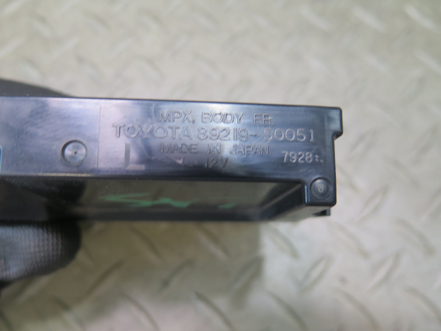 07-09 Lexus UVF46L LS600h LS460 Multiplex Network Control Module 89219-50051 OEM