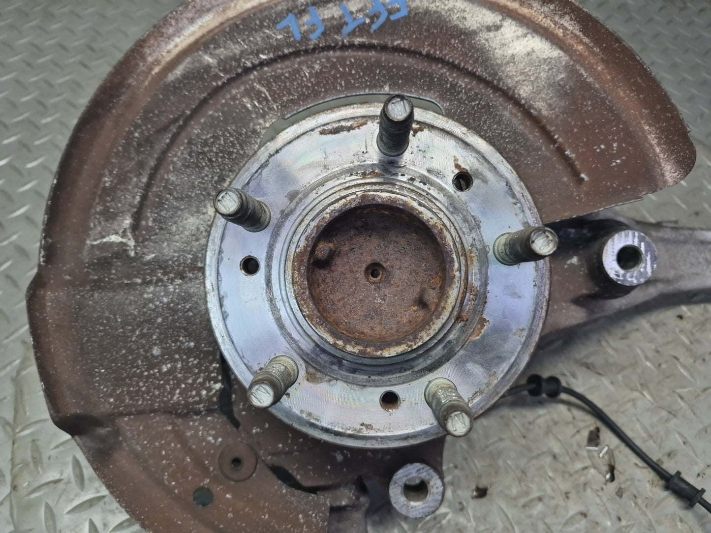 02-05 Ford Thunderbird Front Left Spindle Knuckle Wheel Hub Bearing OEM