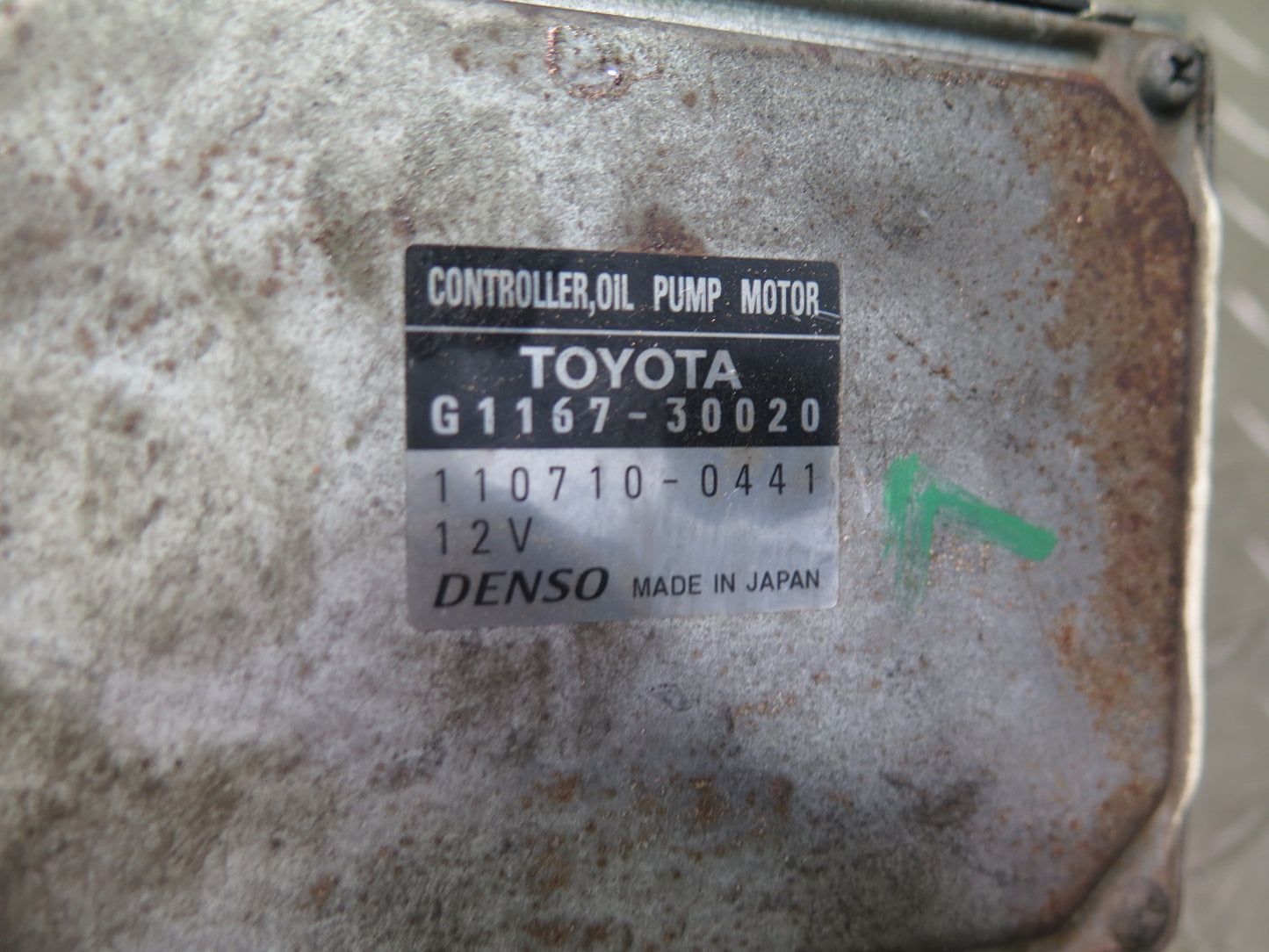 08-12 Lexus UVF46 LS600h Engine Oil Pump Control Module G1167-30020 OEM