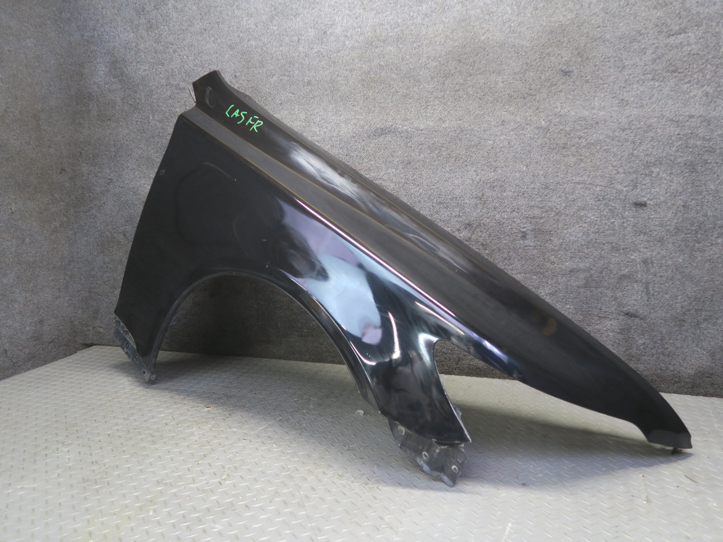 07-12 Lexus UVF46L LS600h LS460 Front Right Fender Shell Panel Obsidian OEM