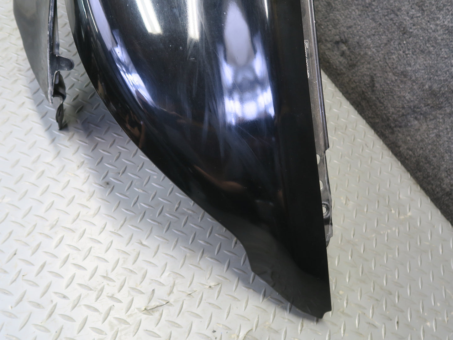 07-12 Lexus UVF46L LS600h LS460 Front Right Fender Shell Panel Obsidian OEM