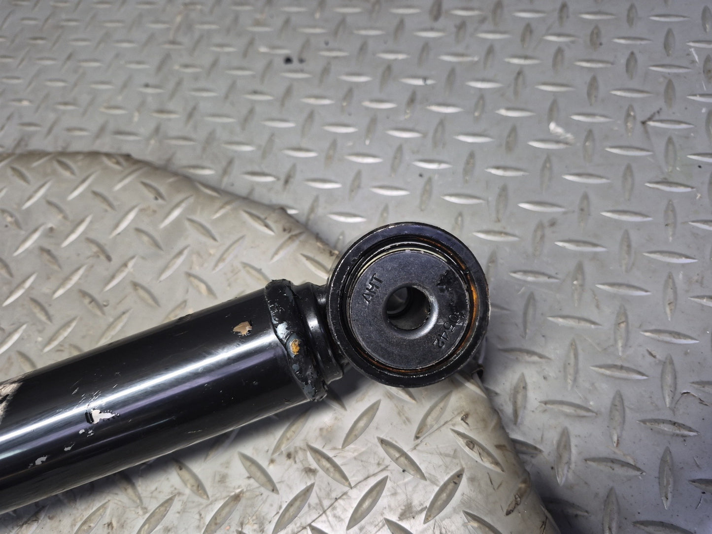 02-05 Ford Thunderbird Set of 2 Front Left & Right Strut Shock Absorber OEM