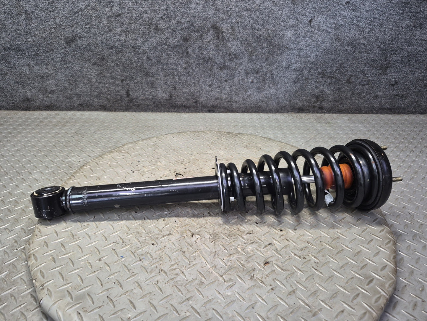 02-05 Ford Thunderbird Set of 2 Front Left & Right Strut Shock Absorber OEM