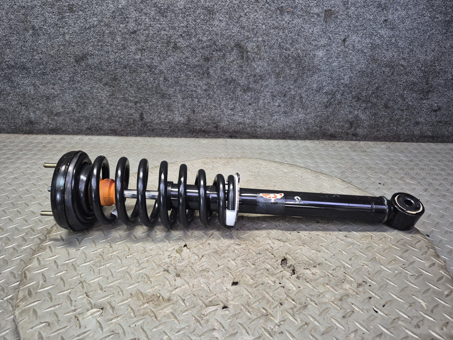 02-05 Ford Thunderbird Set of 2 Front Left & Right Strut Shock Absorber OEM