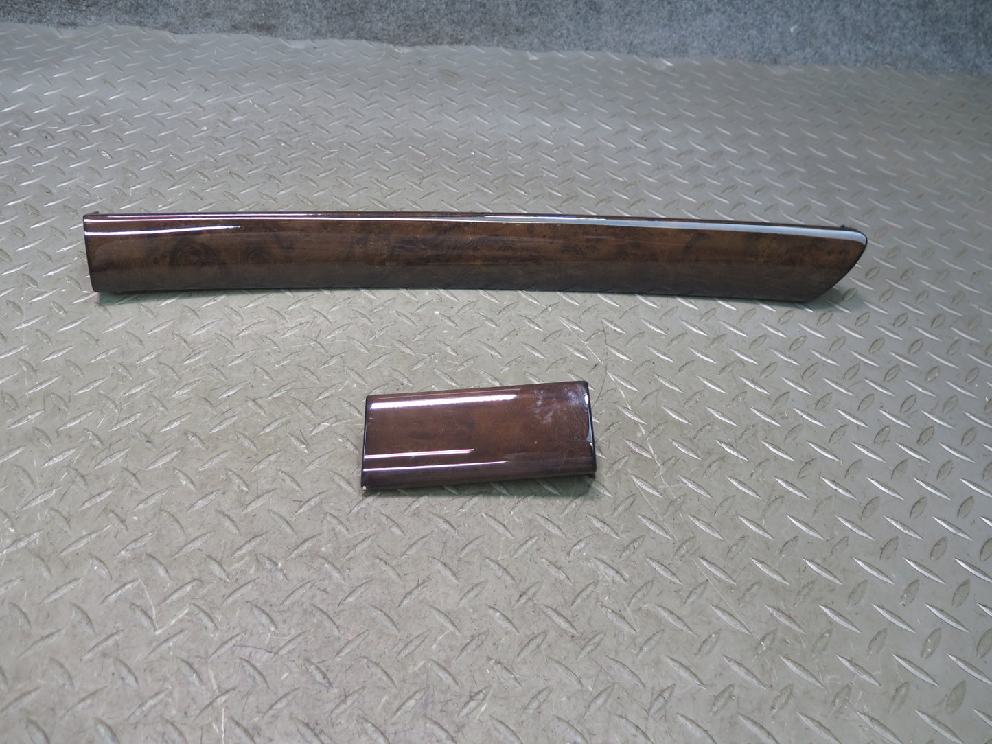07-12 Lexus UVF46L LS600h LS460 Set of 2 Dash Front Wood Trim Bezel Cover OEM