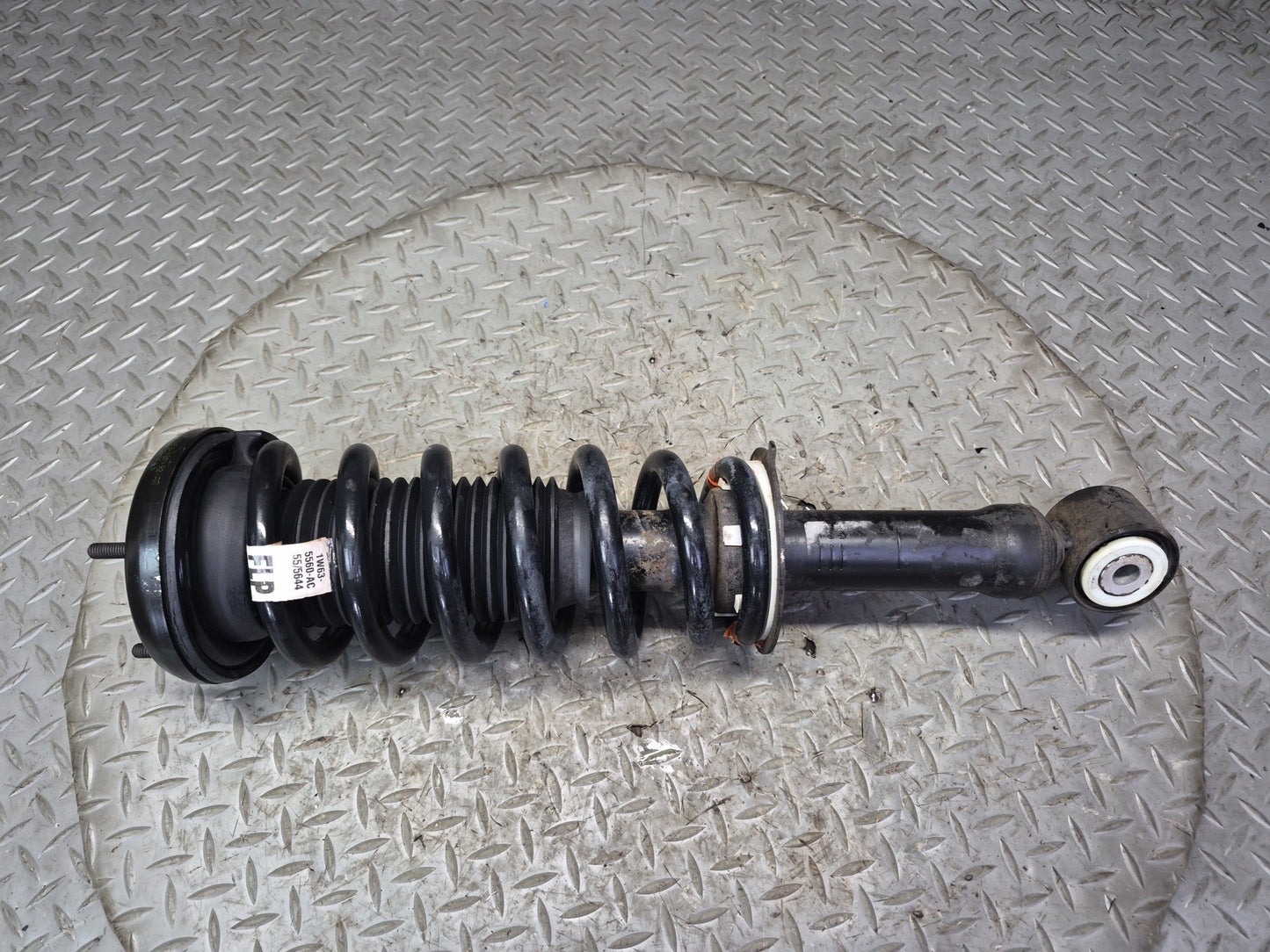 02-04 Ford Thunderbird Set of 2 Rear Left & Right Strut Shock Absorber OEM