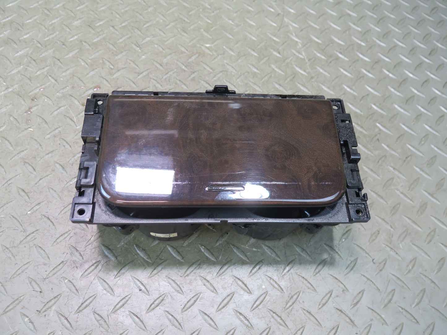 07-12 Lexus UVF46L LS600h LS460 Center Console CUP Holder 1A8H3-016G OEM