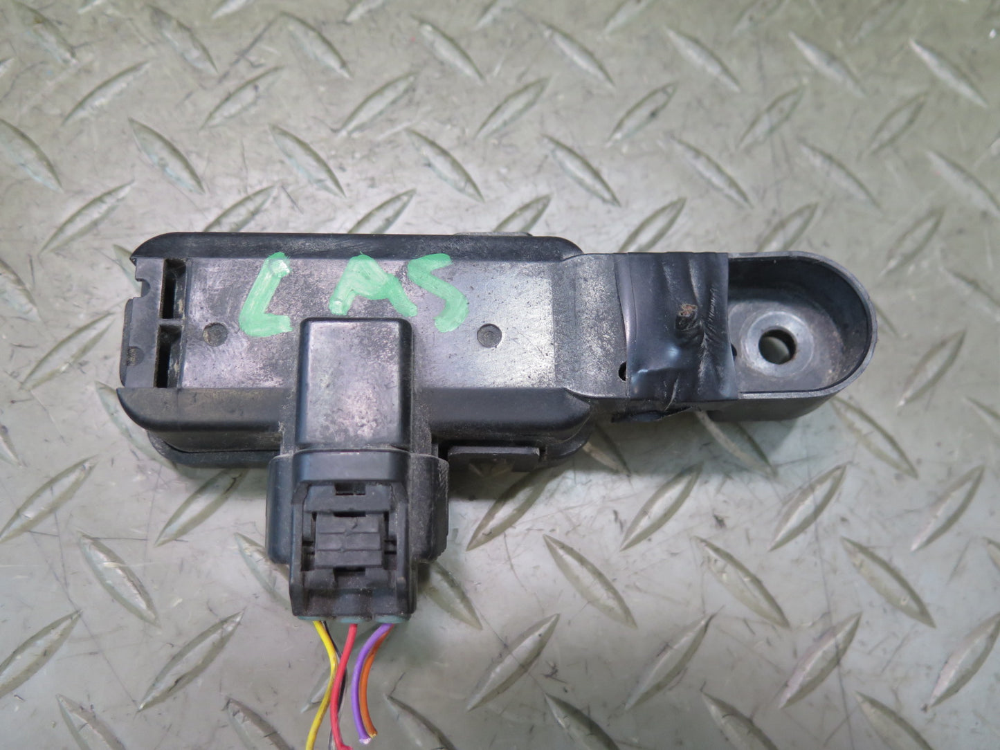 07-12 Lexus UVF46L LS600h LS460 Smog Emission Control Module Sensor OEM