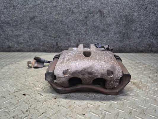 02-05 Ford Thunderbird Set of 2 Front Left & Right Brake Caliper OEM