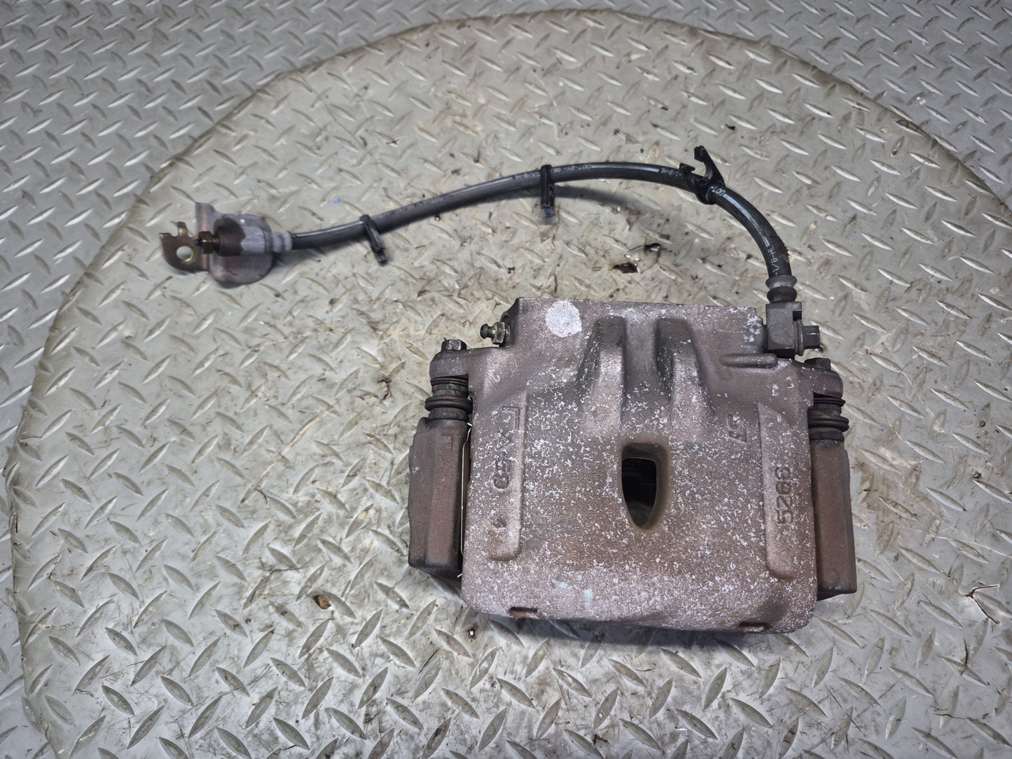 02-05 Ford Thunderbird Set of 2 Front Left & Right Brake Caliper OEM