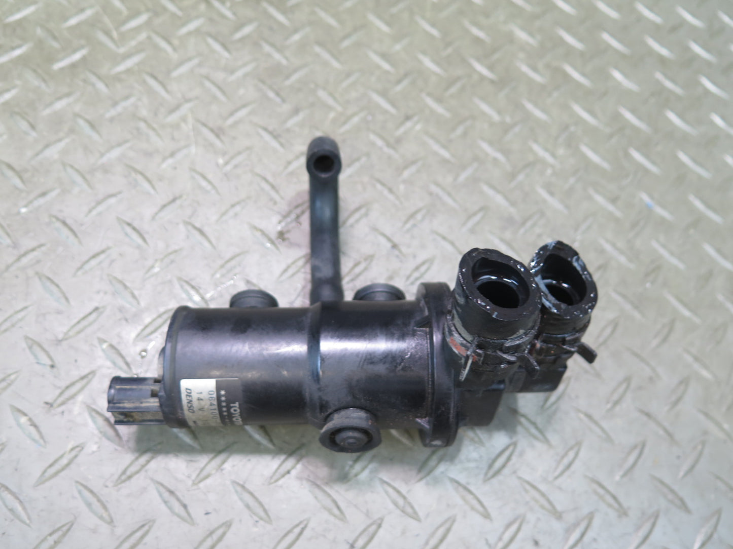 08-12 Lexus UVF46 LS600h Heater Auxiliary Electric Coolant Water Pump OEM