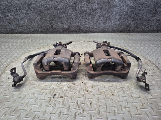 02-05 Ford Thunderbird Set of 2 Rear Left & Right Brake Caliper OEM