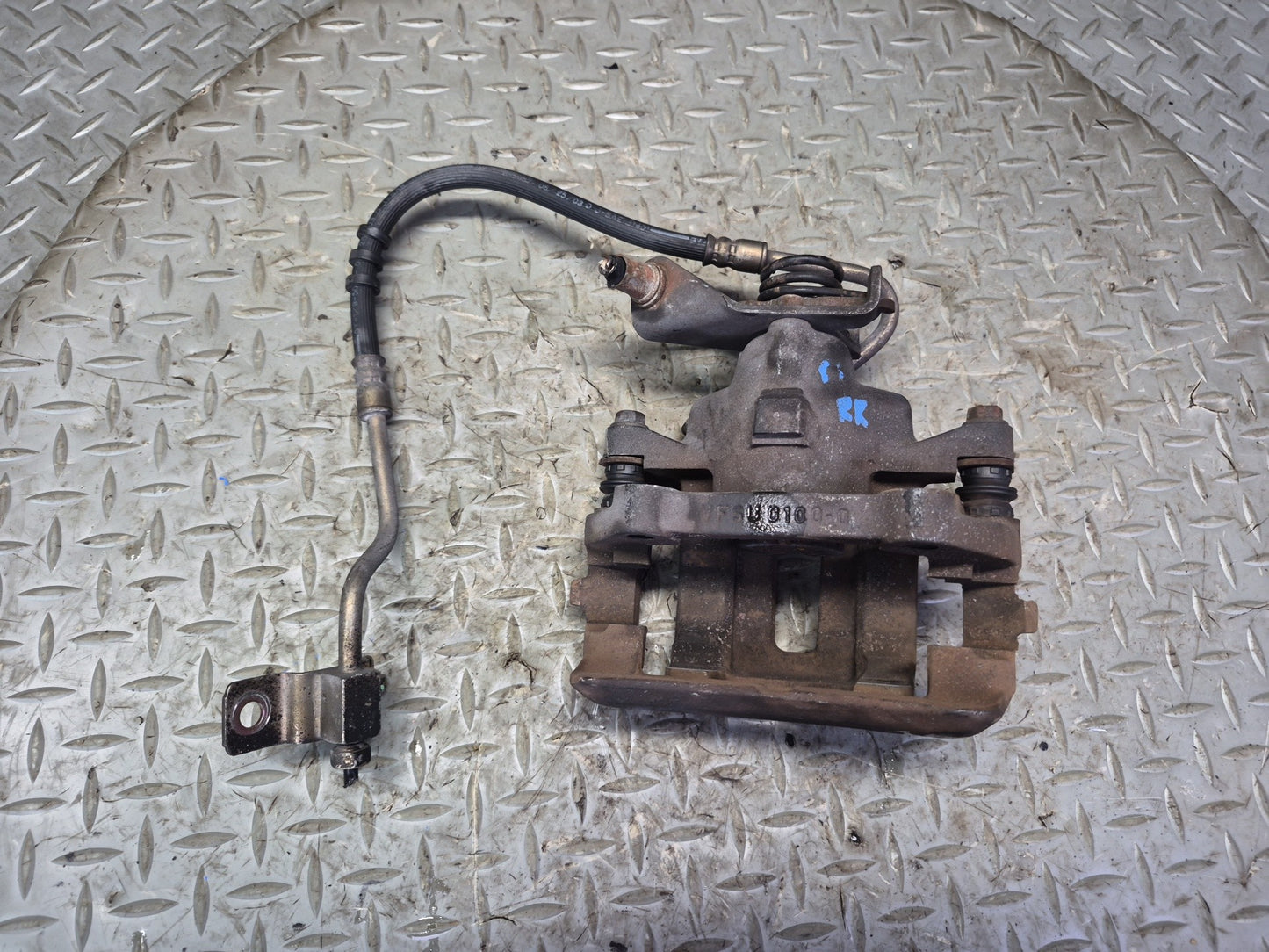 02-05 Ford Thunderbird Set of 2 Rear Left & Right Brake Caliper OEM