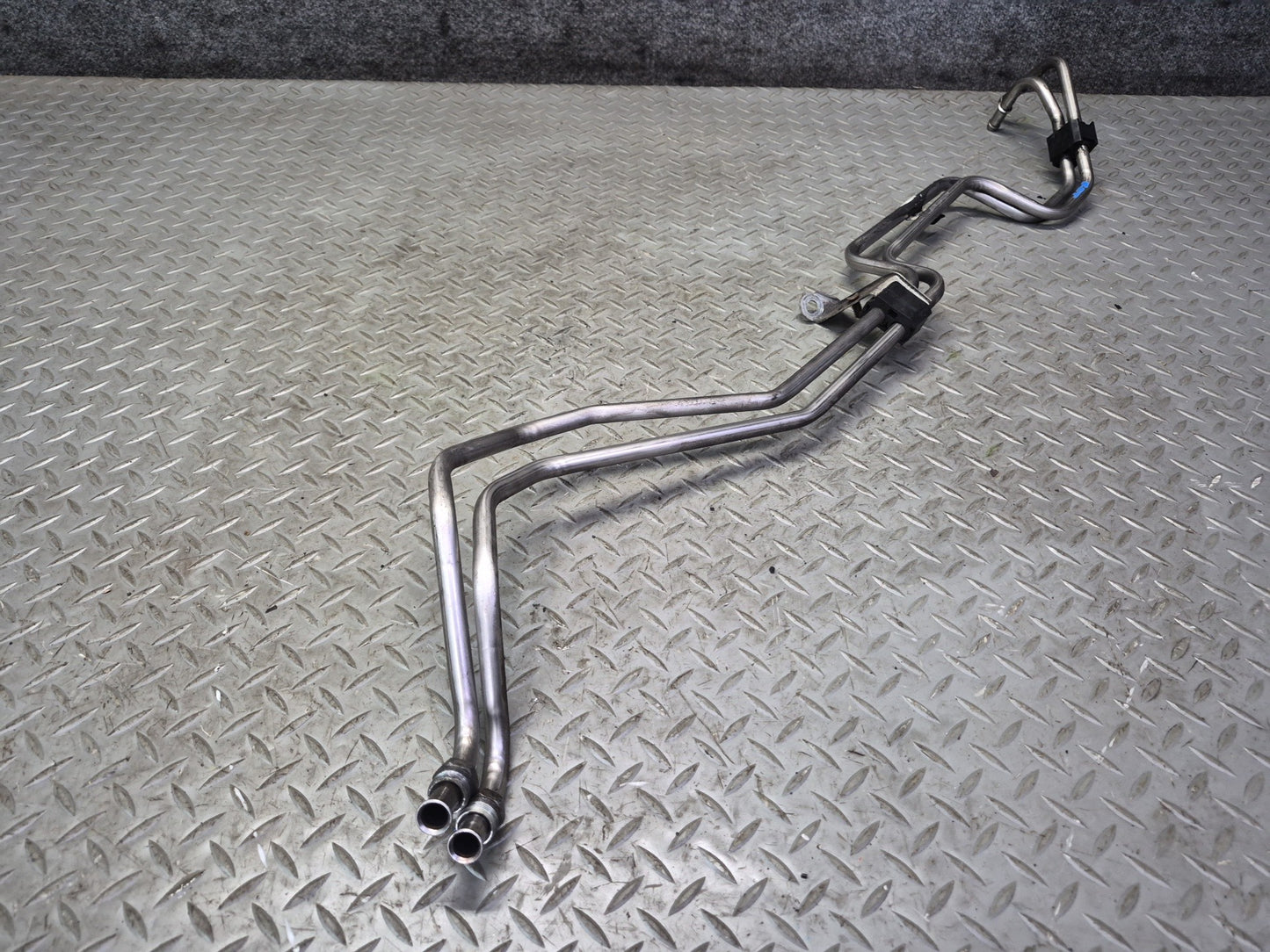 03-05 Ford Thunderbird A/T Automatic Transmission Hose Pipe Line OEM