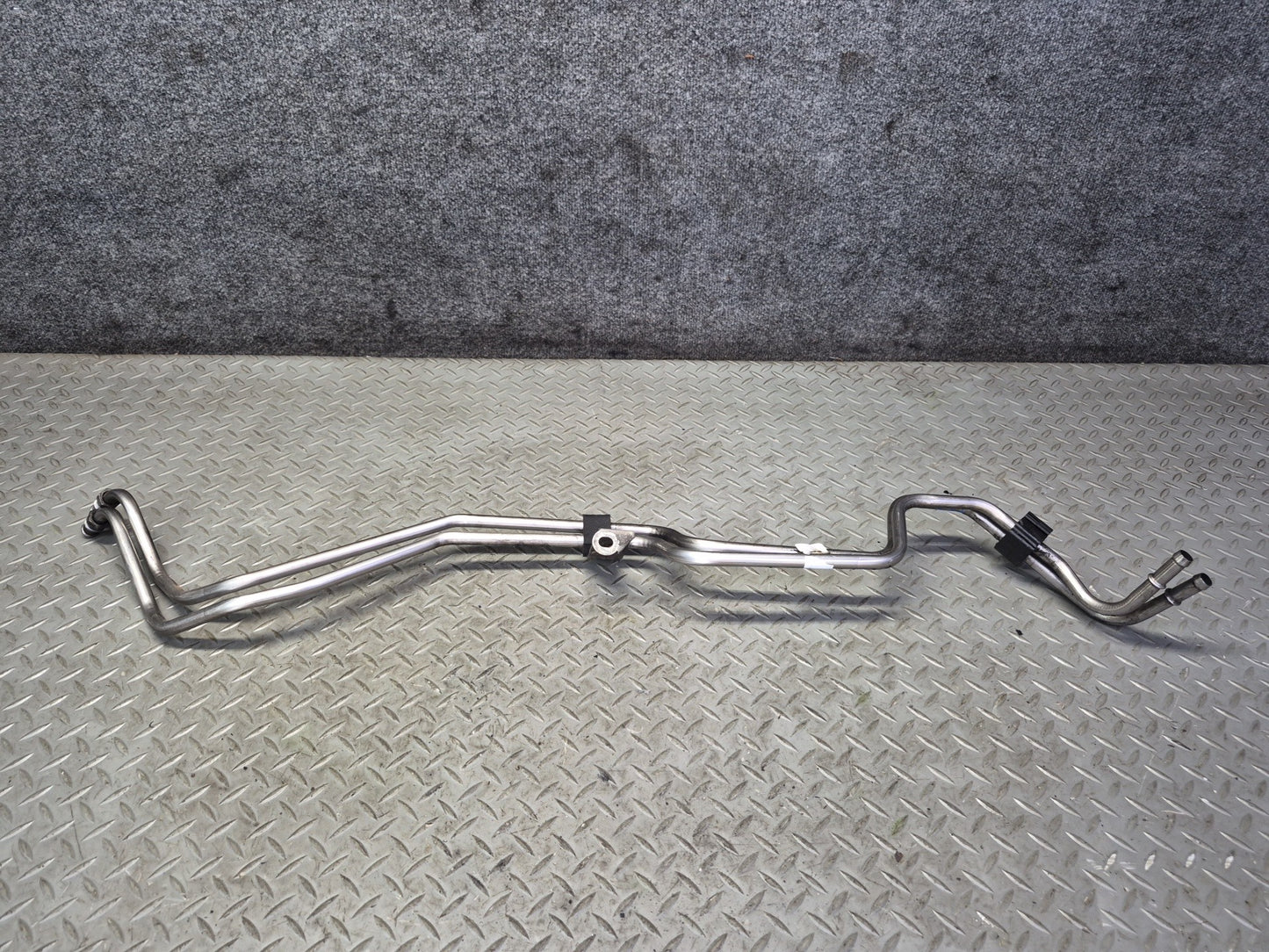 03-05 Ford Thunderbird A/T Automatic Transmission Hose Pipe Line OEM