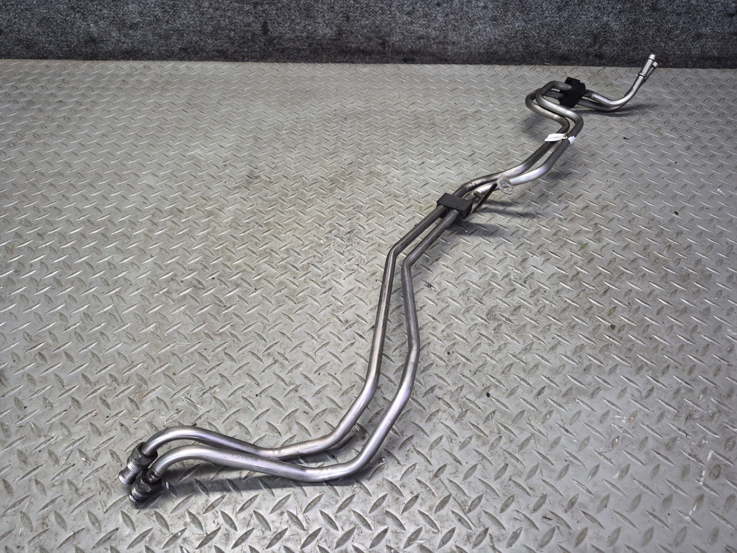 03-05 Ford Thunderbird A/T Automatic Transmission Hose Pipe Line OEM
