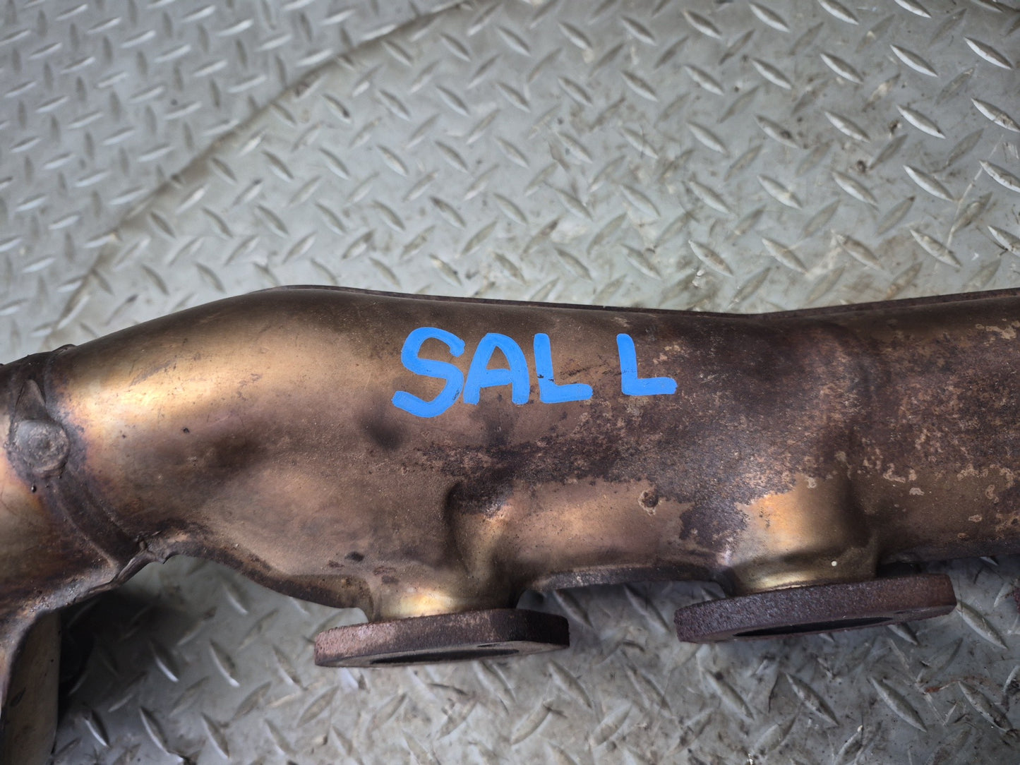 99-02 Mercedes R129 SL500 5.0L M113 Set of 2 Engine Motor Exhaust Manifold OEM