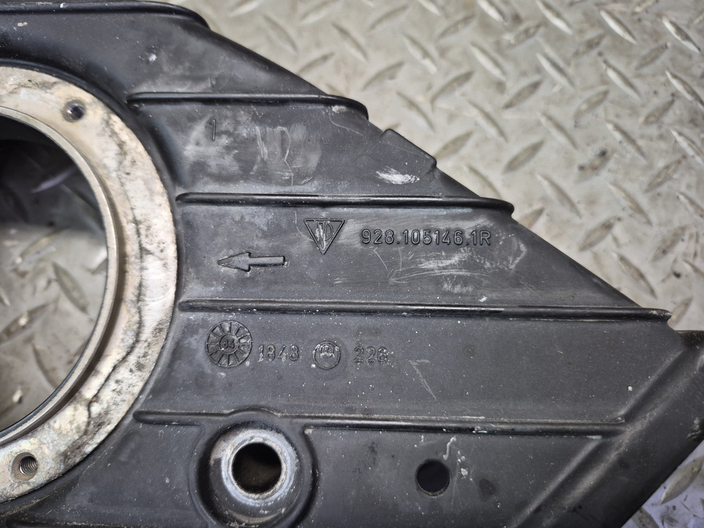 1985-1986 Porsche 928 S 5.0L V8 M28.44 Engine Motor Timing Cover Set of 5