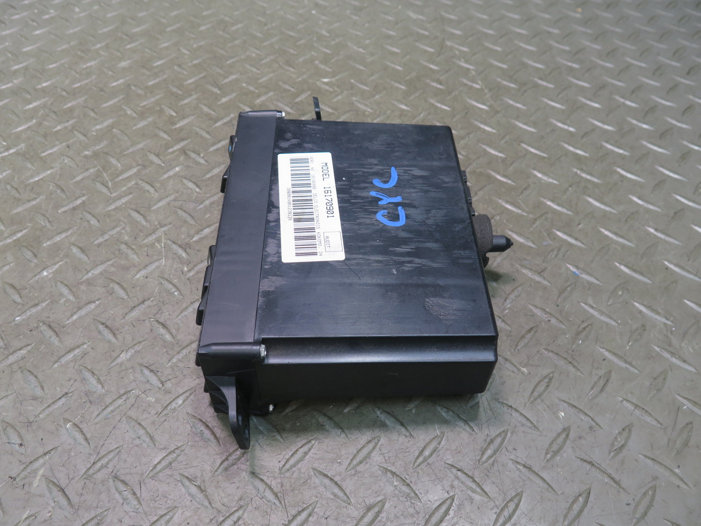 94-96 Chevrolet Corvette C4 A/C Heater Climate Control Switch Panel 16170901 OEM