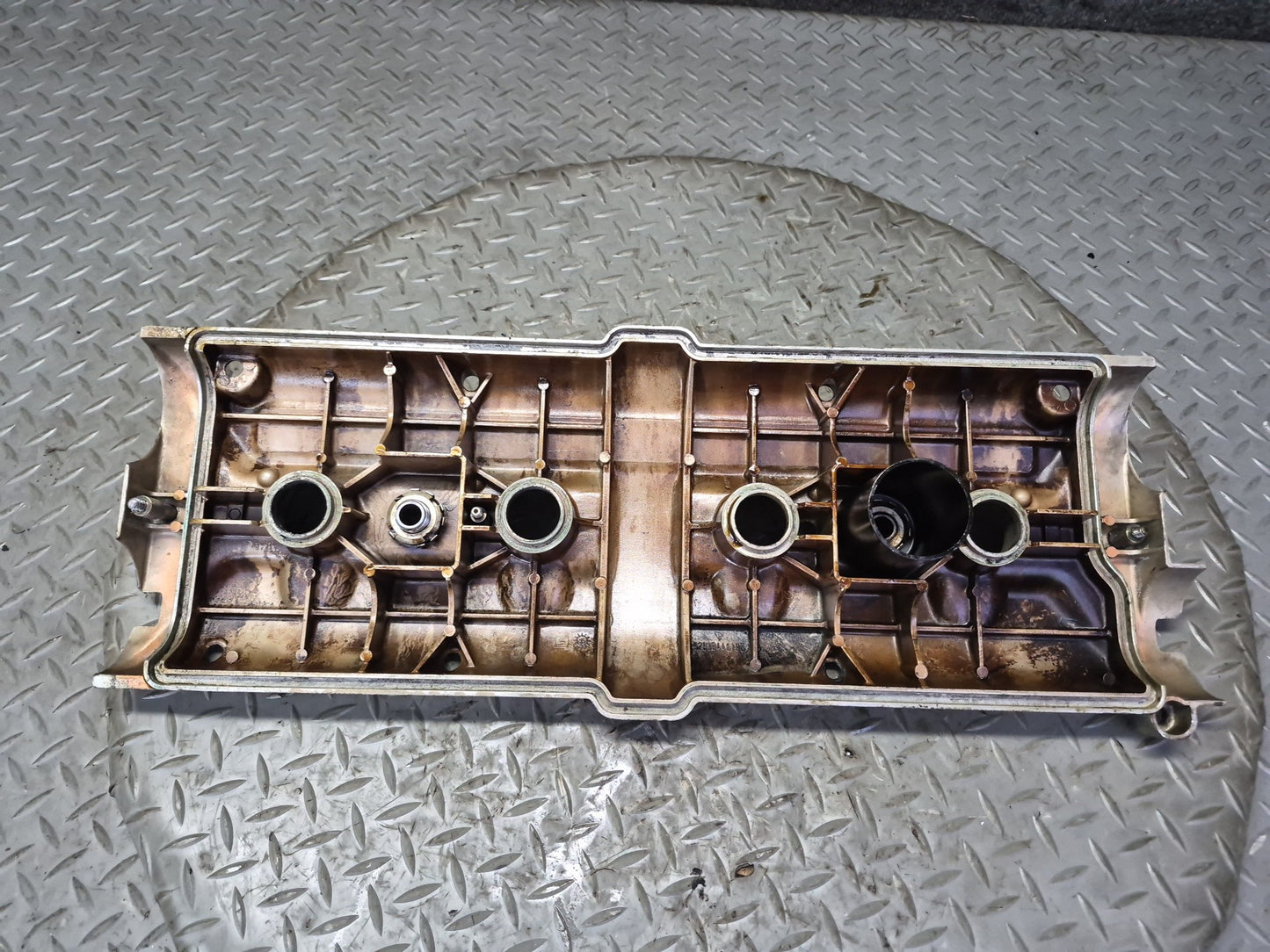 1985-1986 Porsche 928 S 5.0L V8 Engine Right & Left Side Valve Cover Set