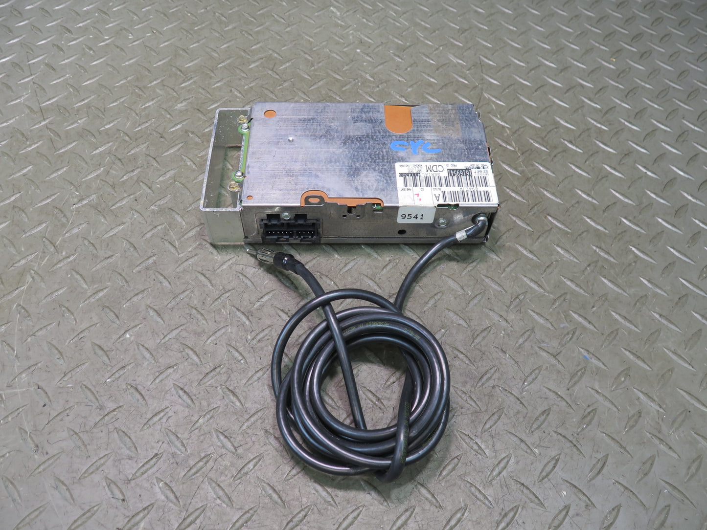 94-96 Chevrolet Corvette C4 Radio Receiver Control Module 16169541 OEM