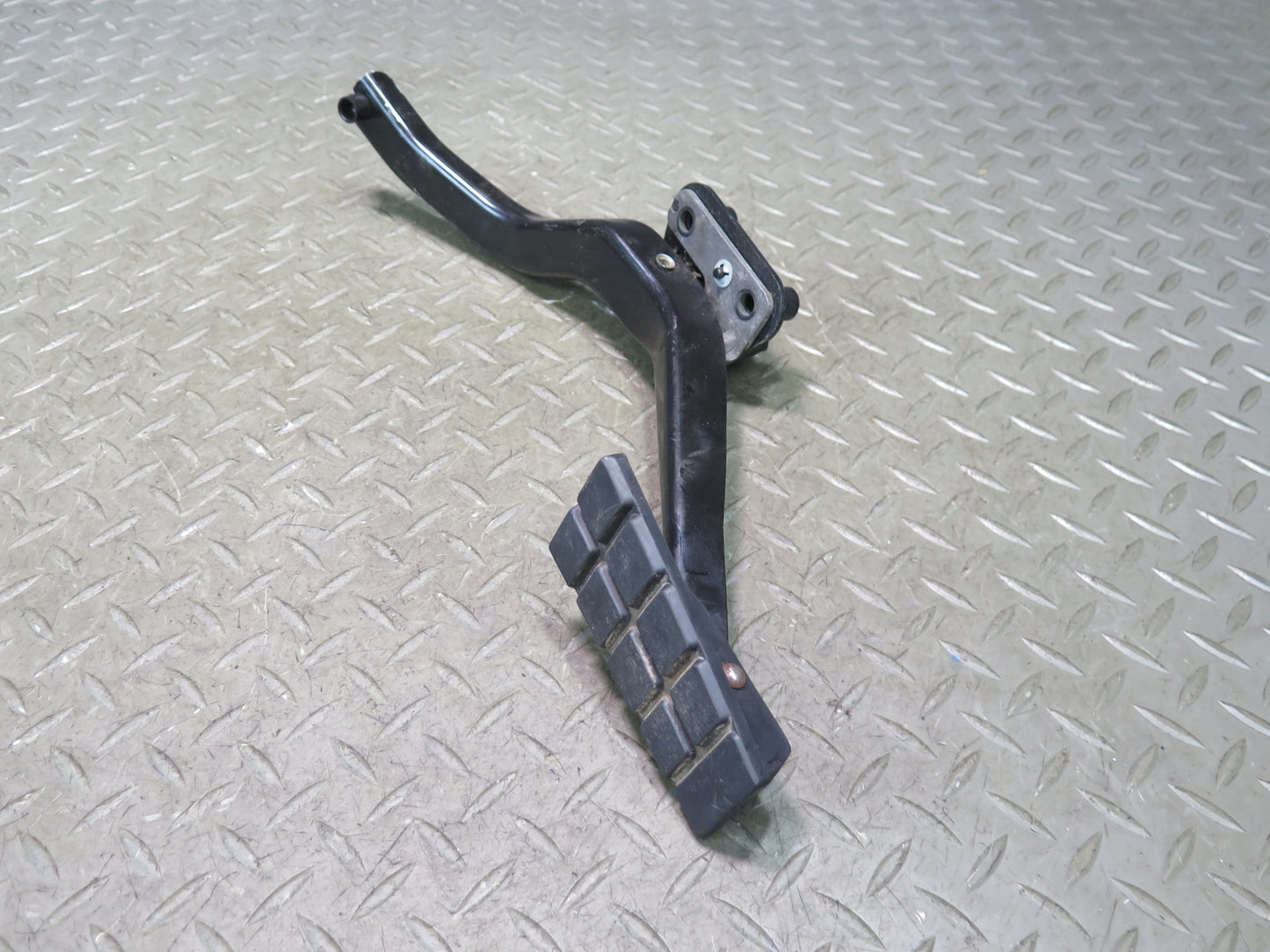 92-96 Chevrolet Corvette C4 Gas Acceleration Throttle & Brake Pedal Pad Set OEM