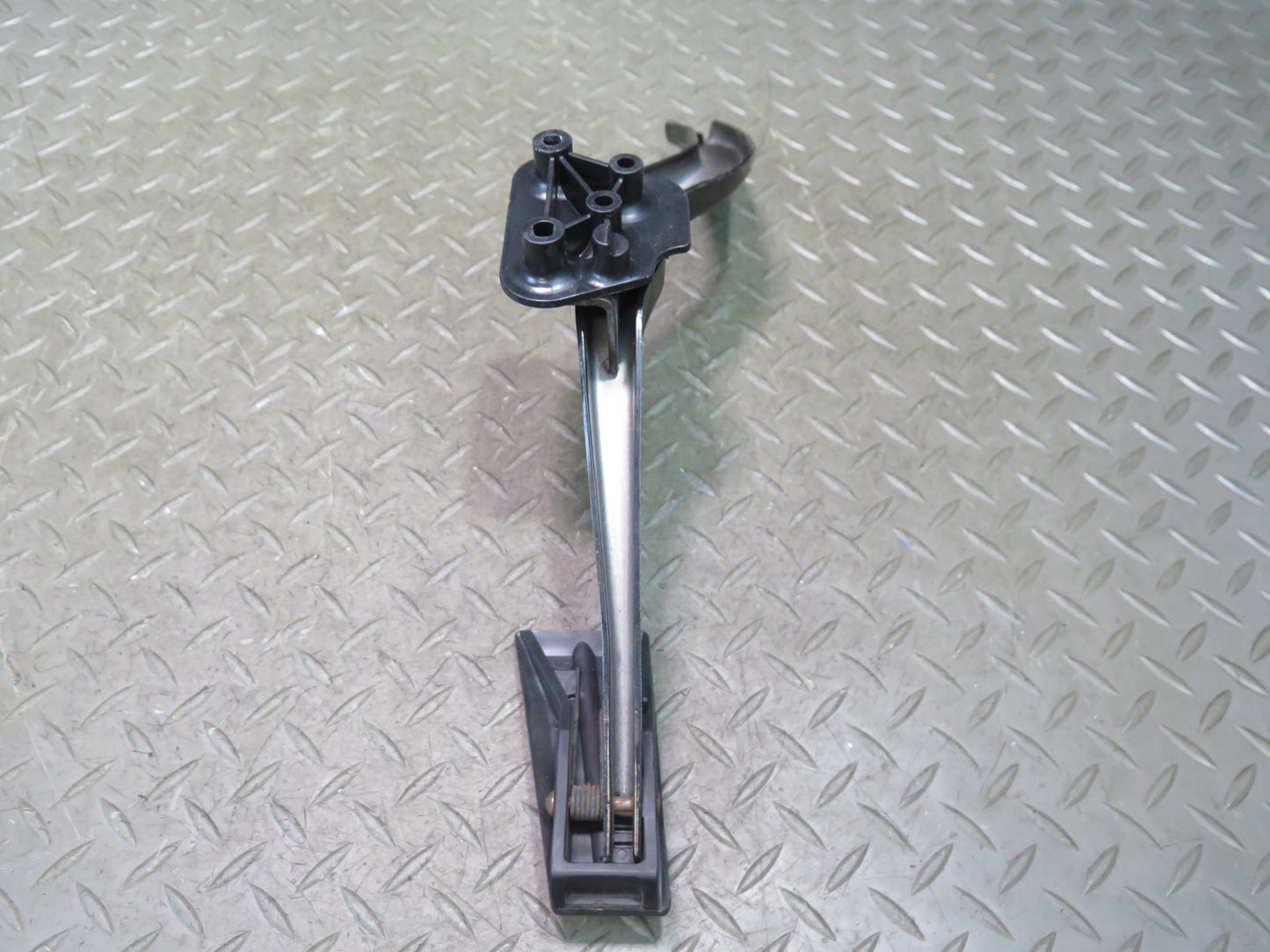 92-96 Chevrolet Corvette C4 Gas Acceleration Throttle & Brake Pedal Pad Set OEM