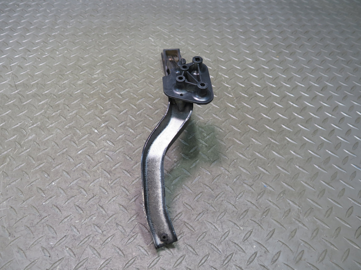 92-96 Chevrolet Corvette C4 Gas Acceleration Throttle & Brake Pedal Pad Set OEM