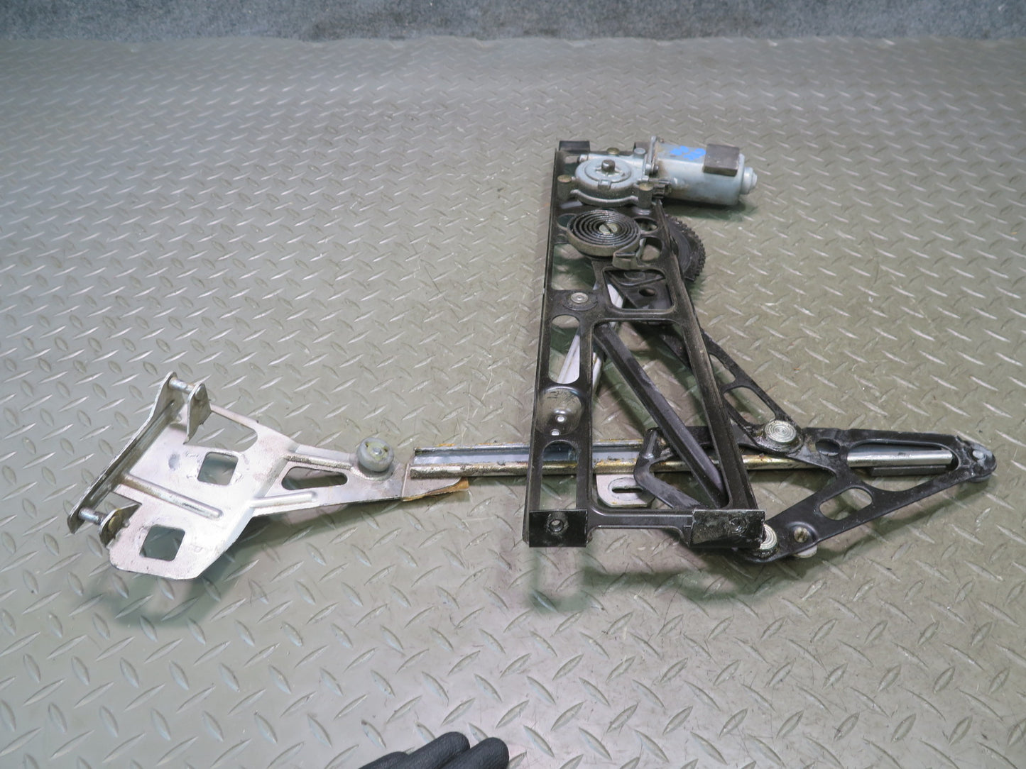 84-96 Chevrolet Corvette C4 Right Door Window Regulator w Motor OEM