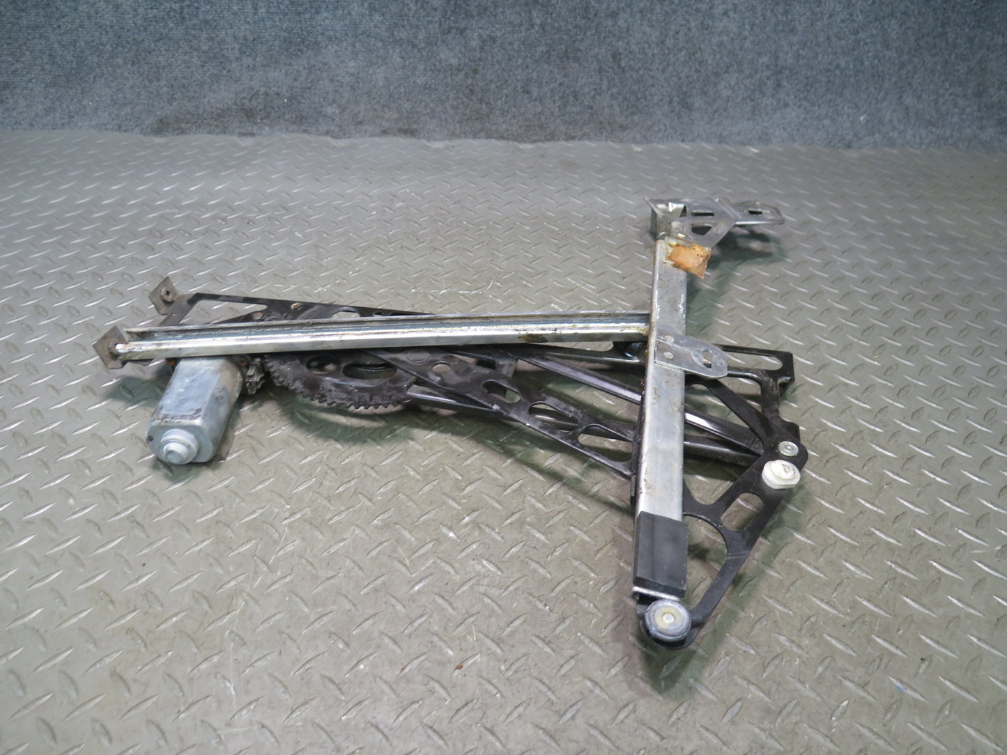 84-96 Chevrolet Corvette C4 Right Door Window Regulator w Motor OEM