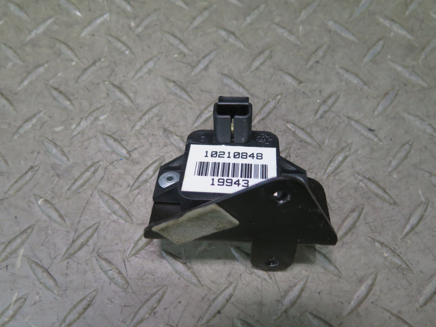 94-96 Chevrolet Corvette C4 Lateral Accelerometer Sensor 10210848 OEM