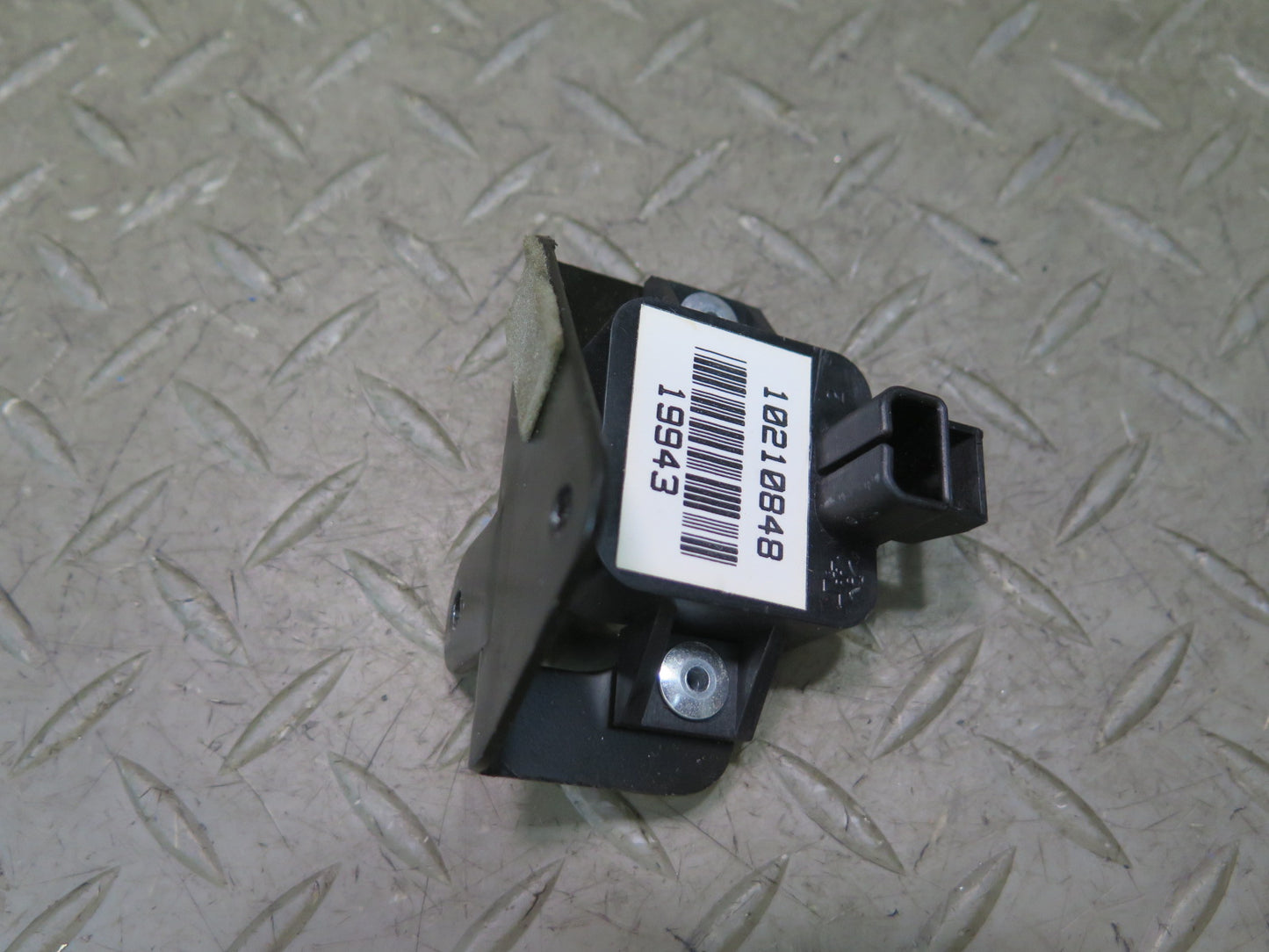 94-96 Chevrolet Corvette C4 Lateral Accelerometer Sensor 10210848 OEM