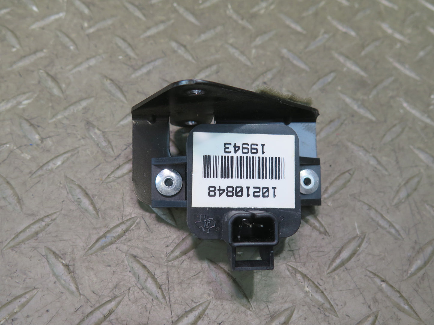 94-96 Chevrolet Corvette C4 Lateral Accelerometer Sensor 10210848 OEM