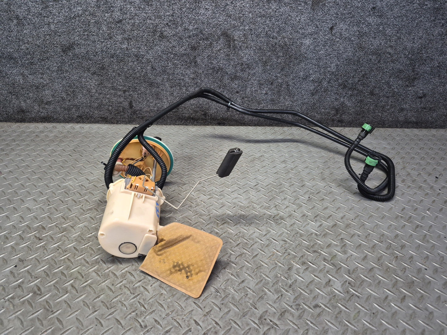 03-05 Ford Thunderbird Set of 2 Fuel Pump Level Sensor Sending Unit OEM