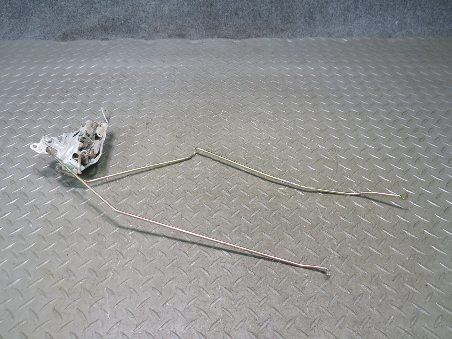 90-96 Chevrolet Corvette C4 Right Door Lock Latch Actuator OEM