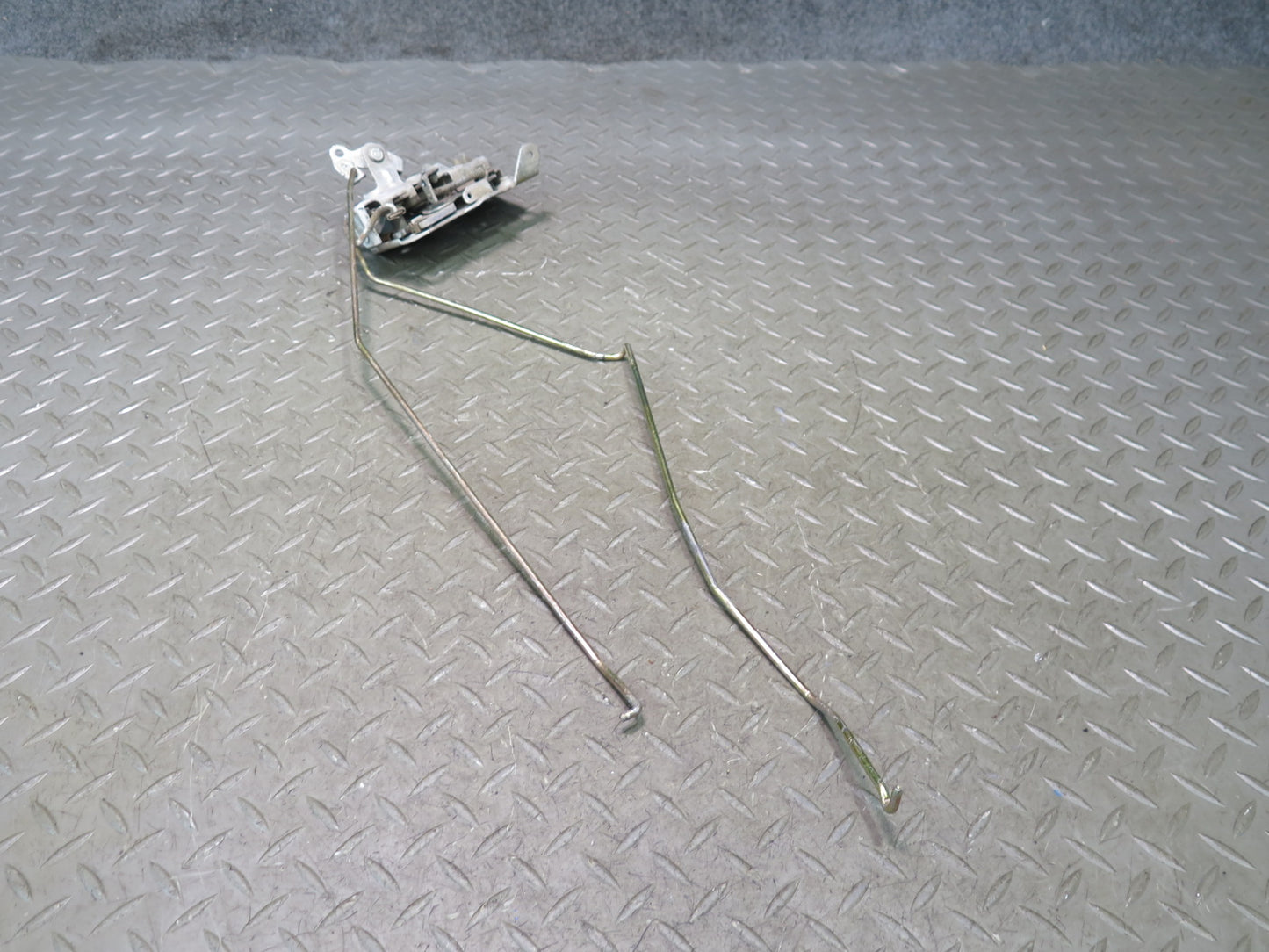90-96 Chevrolet Corvette C4 Right Door Lock Latch Actuator OEM