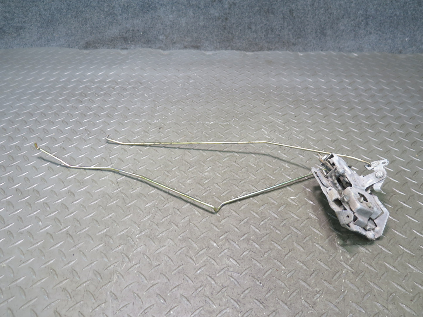 90-96 Chevrolet Corvette C4 Right Door Lock Latch Actuator OEM