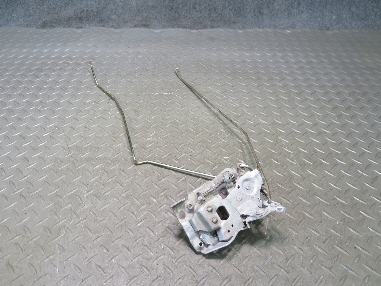 90-96 Chevrolet Corvette C4 Right Door Lock Latch Actuator OEM