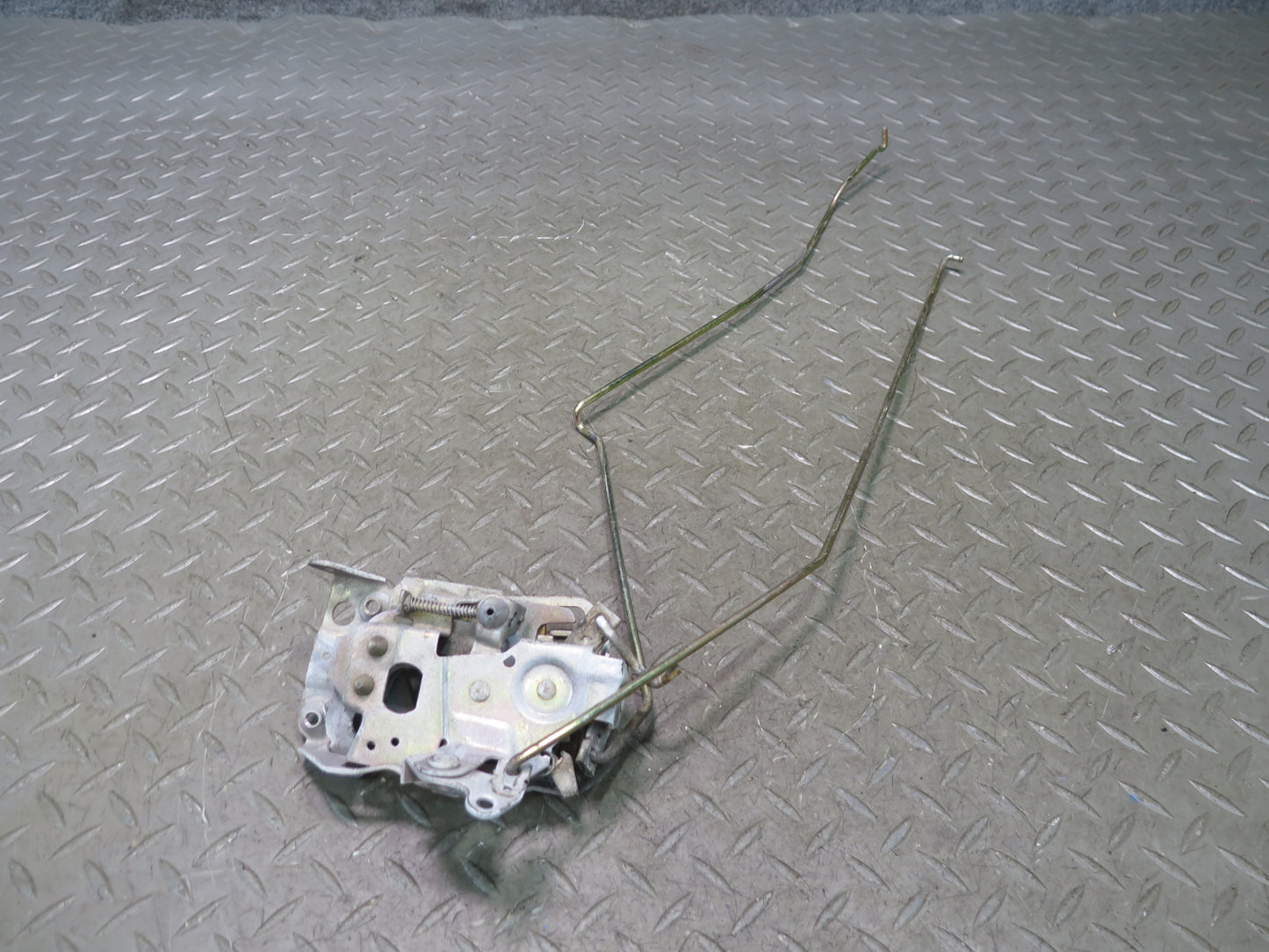 90-96 Chevrolet Corvette C4 Right Door Lock Latch Actuator OEM