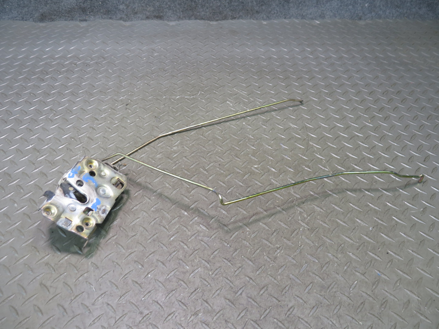 90-96 Chevrolet Corvette C4 Right Door Lock Latch Actuator OEM
