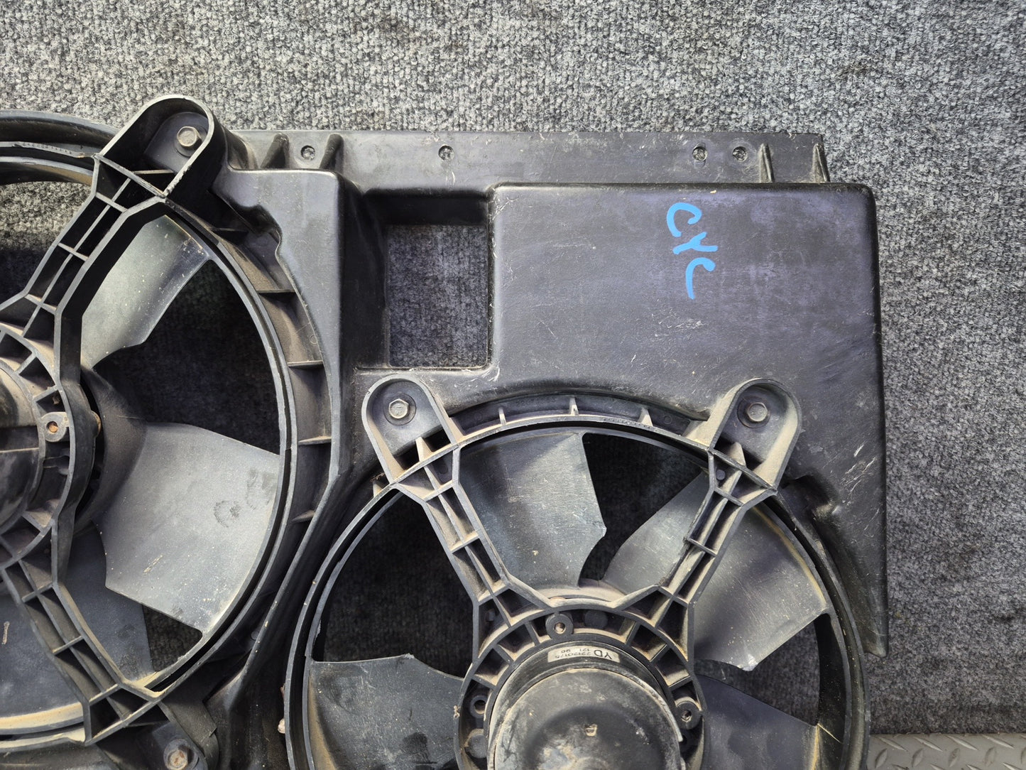 94-96 Chevrolet Corvette C4 Engine Cooling Fan Motor Shroud 10157958 OEM