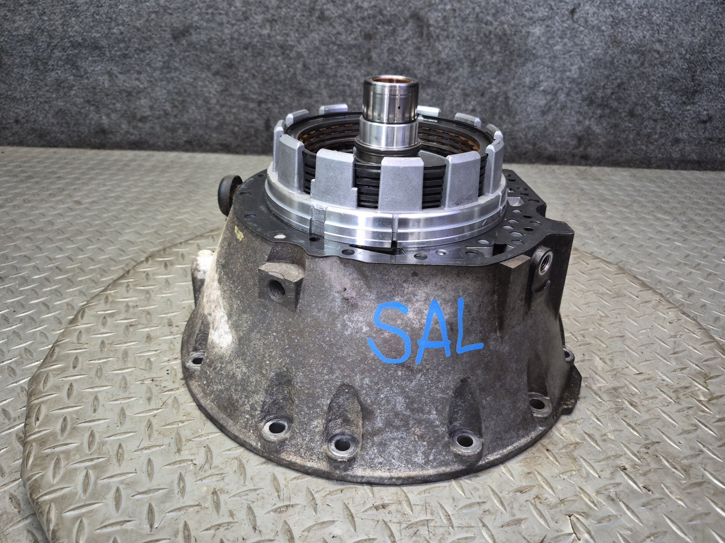 99-02 Mercedes R129 SL500 722.624 Automatic Transmission Bell Housing w Oil Pump