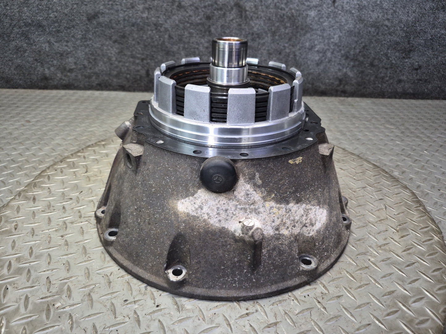 99-02 Mercedes R129 SL500 722.624 Automatic Transmission Bell Housing w Oil Pump
