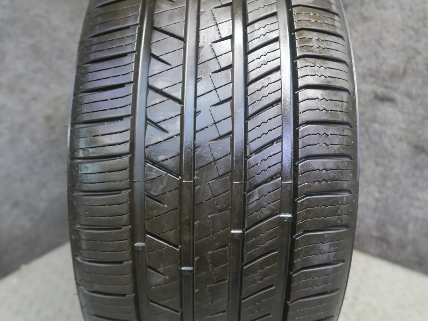Sailun Atrezzo SVA2 245/40 R17" 95V M+S 2025 8/32 Tread