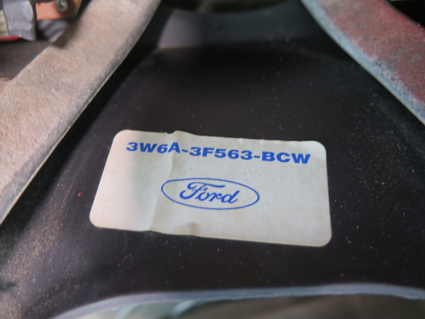 02-05 Ford Thunderbird Leather Steering Wheel w Controls OEM