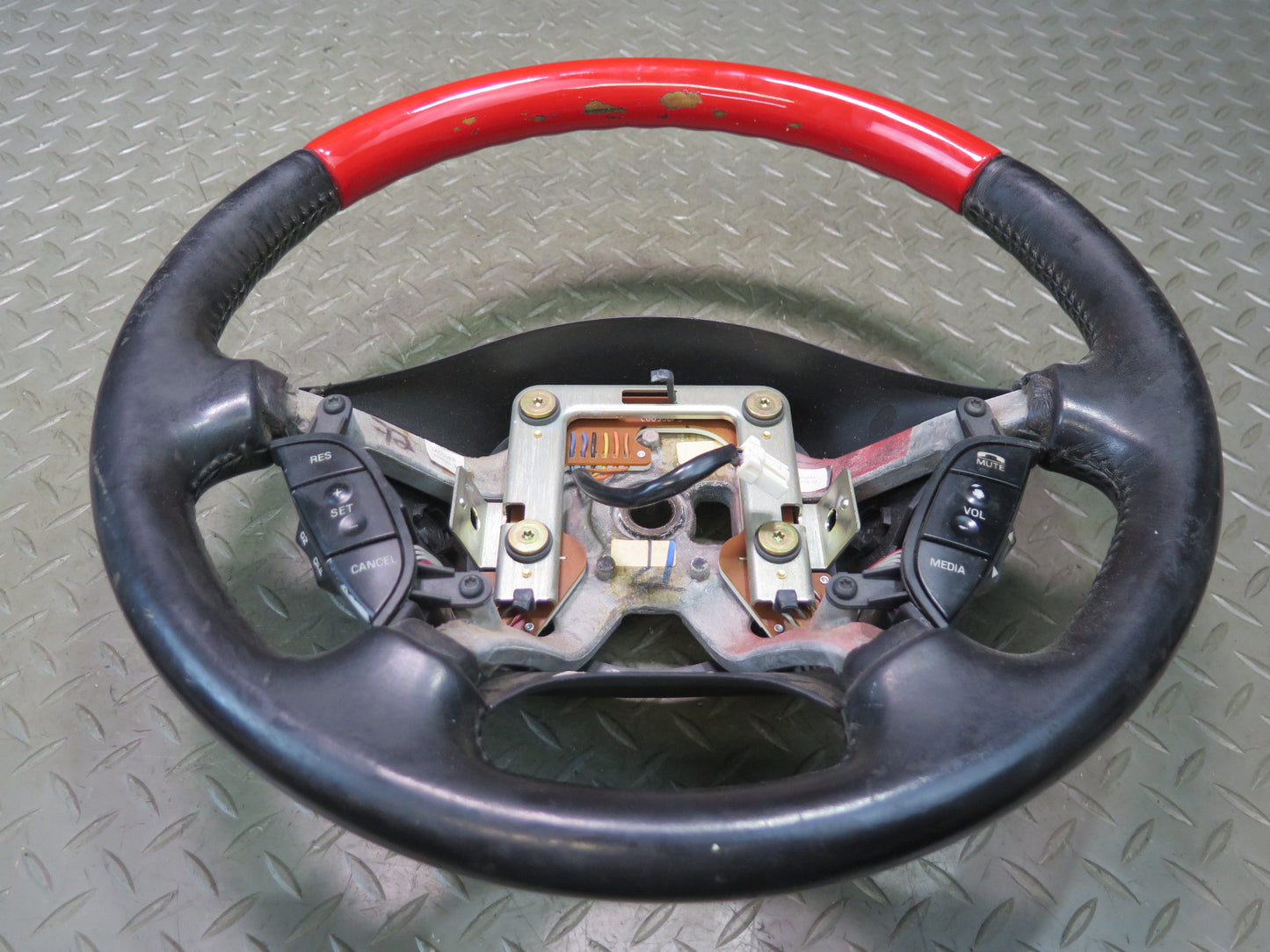 02-05 Ford Thunderbird Leather Steering Wheel w Controls OEM