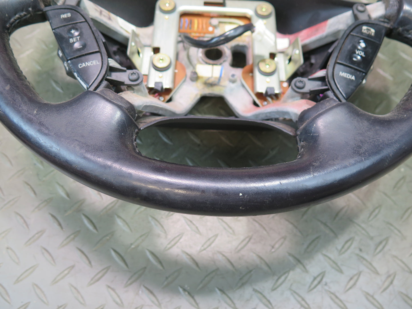02-05 Ford Thunderbird Leather Steering Wheel w Controls OEM
